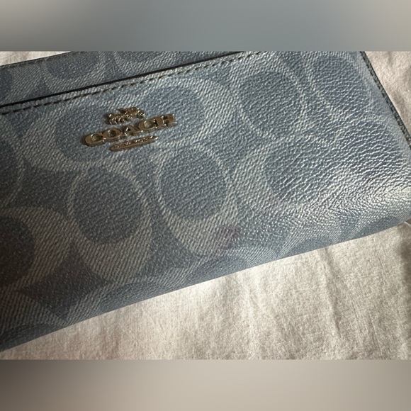 Coach Blue Signature Pattern Wallet - Picture 8 of 11